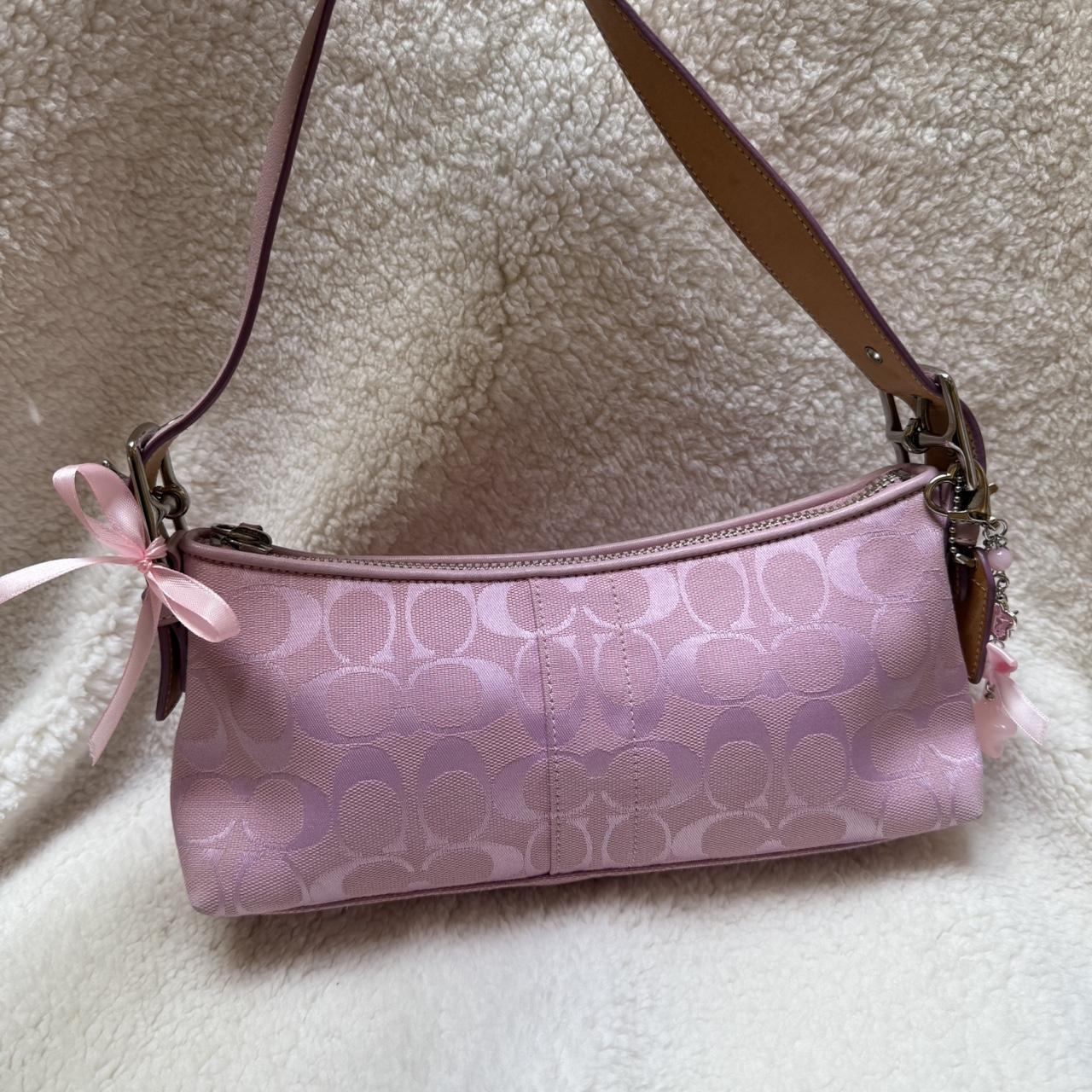 Vintage Y2K Coach Baguette (Shoulder Bag) baby pink