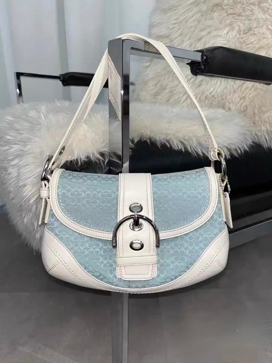 Vintage Y2K Coach Soho Shoulder bag in Baby Blue