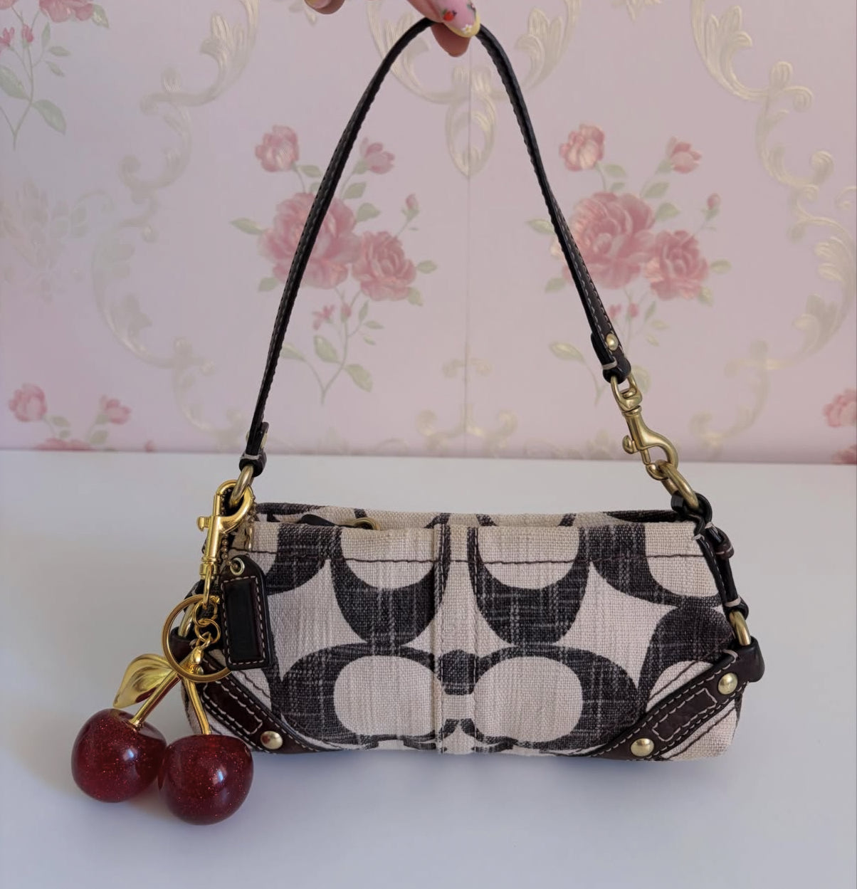 Vintage Coach 2000s cream & brown micro carly purse