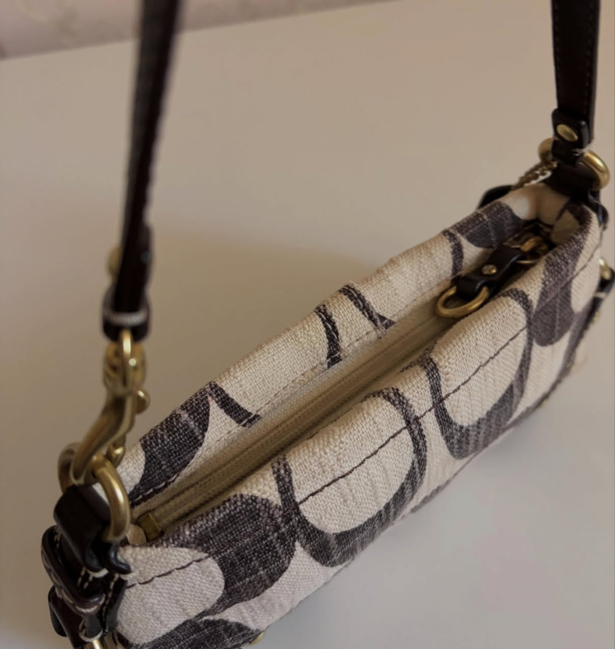 Vintage Coach 2000s cream & brown micro carly purse