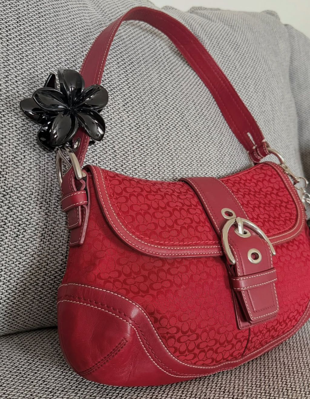 Vintage Y2K Coach Soho Flap Bag in Hot Red