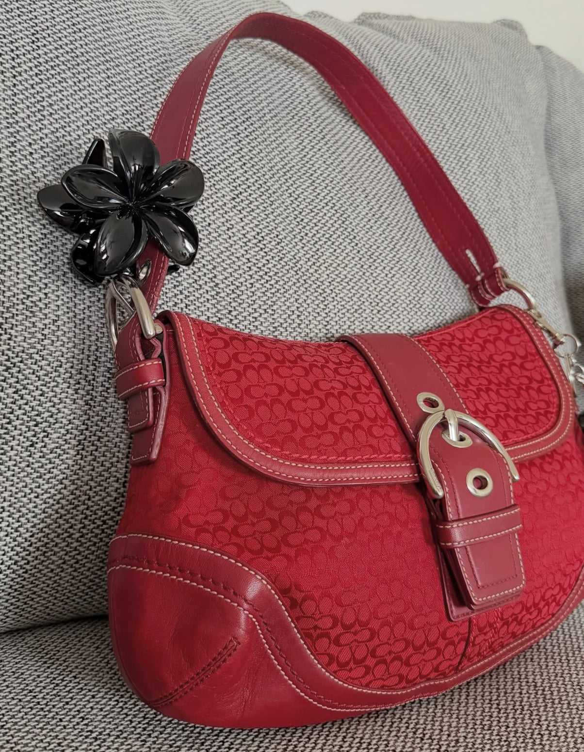Vintage Y2K Coach Soho Flap Bag in Hot Red